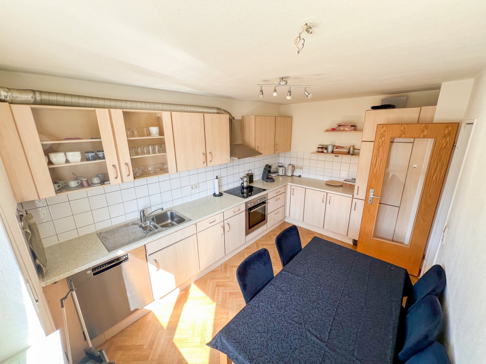 Helle 3-Zimmer-Wohnung mit viel Licht und Balkon