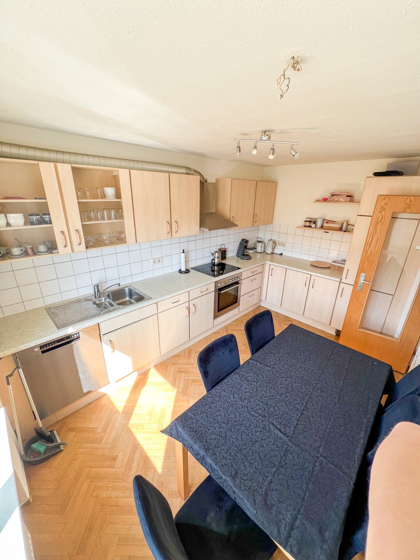 Helle 3-Zimmer-Wohnung mit viel Licht und Balkon