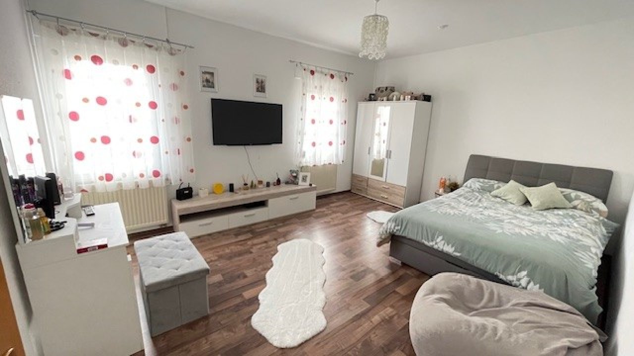 Schlafzimmer 1.OG